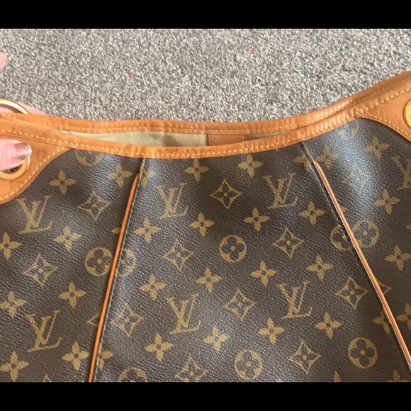Authentic Louis Vuitton Galleria Pm!!! - Picture 3 of 10